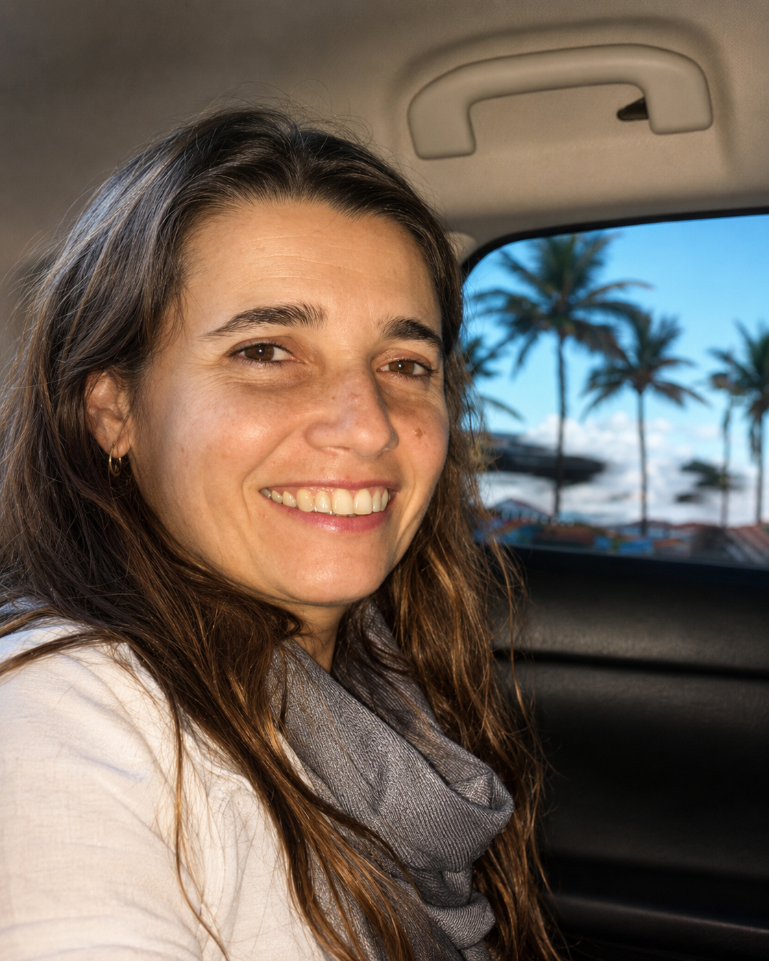 Dra. Cláudia Martins